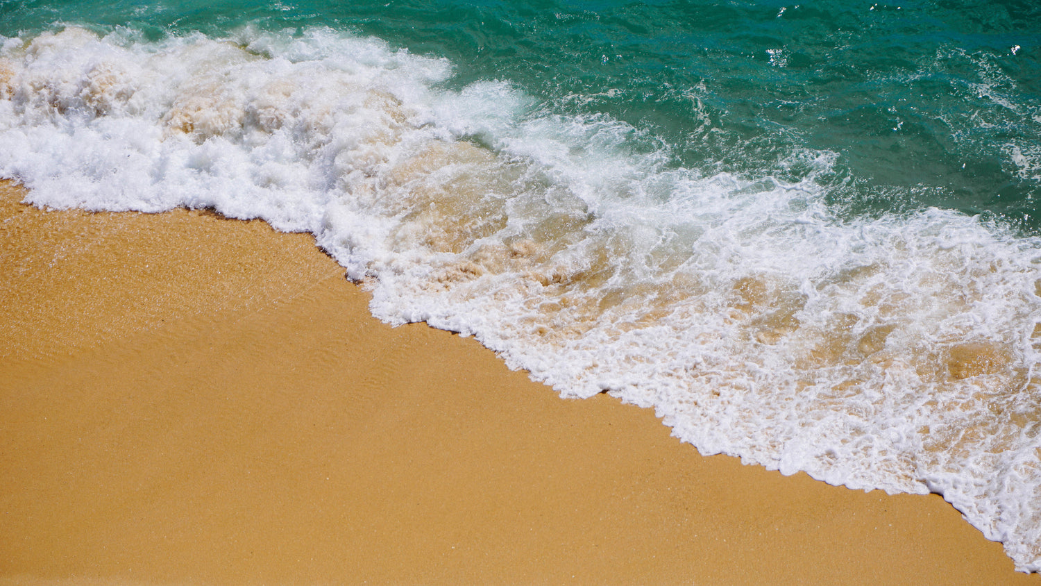 https://90greaterthan100.com/cdn/shop/files/waves-crashing-on-beach.jpg?v=1678761651&width=1500